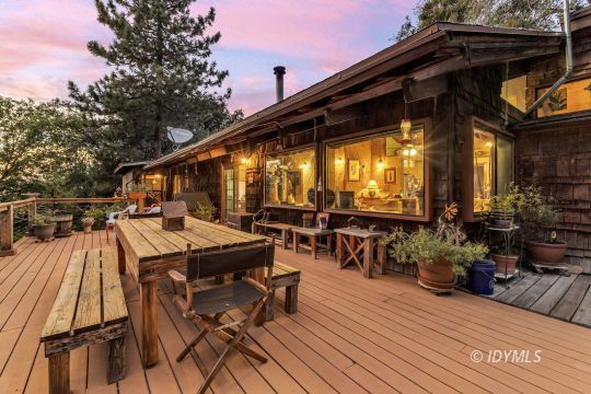 feature listing property photo