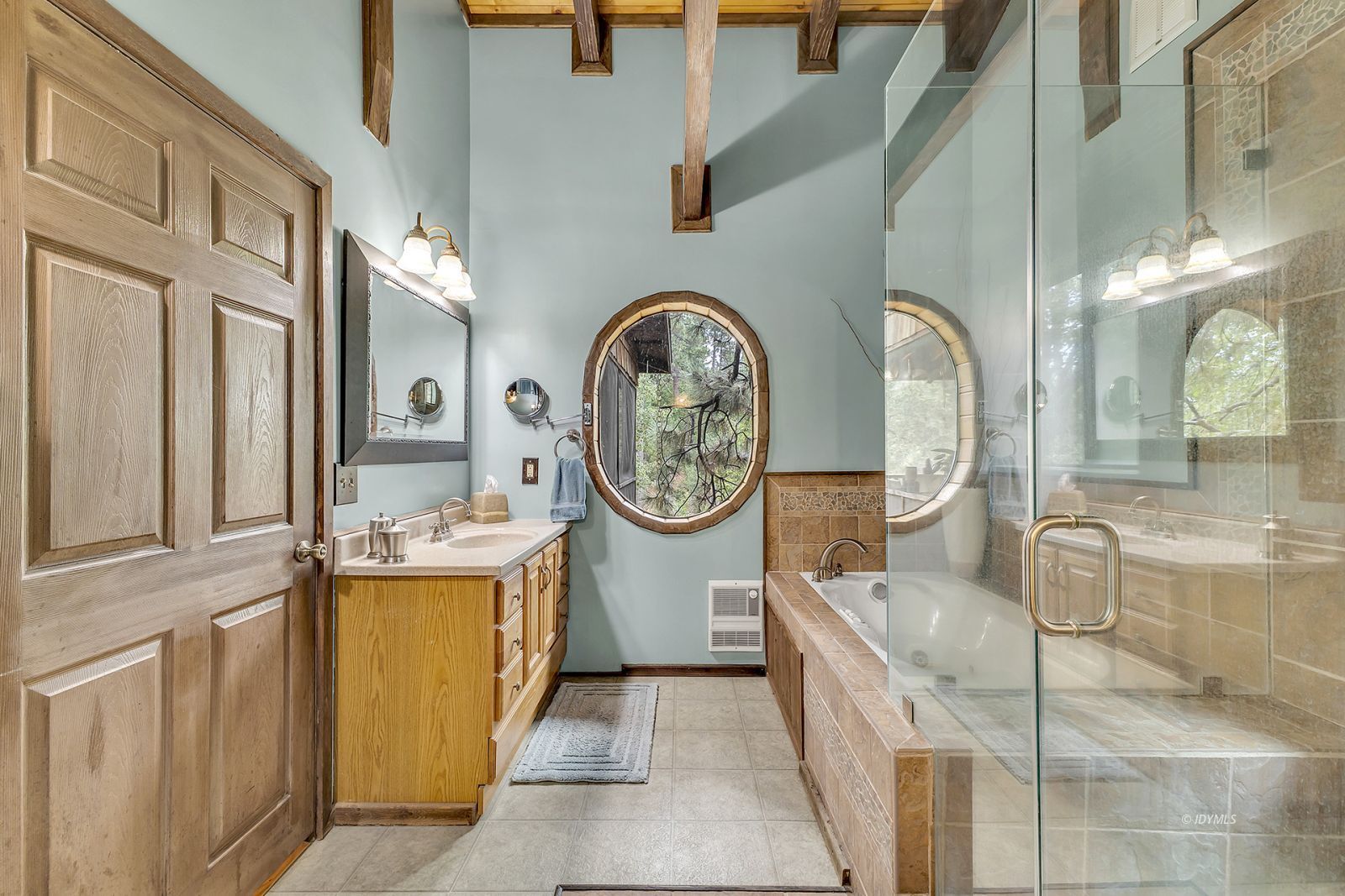 Property Photo 44