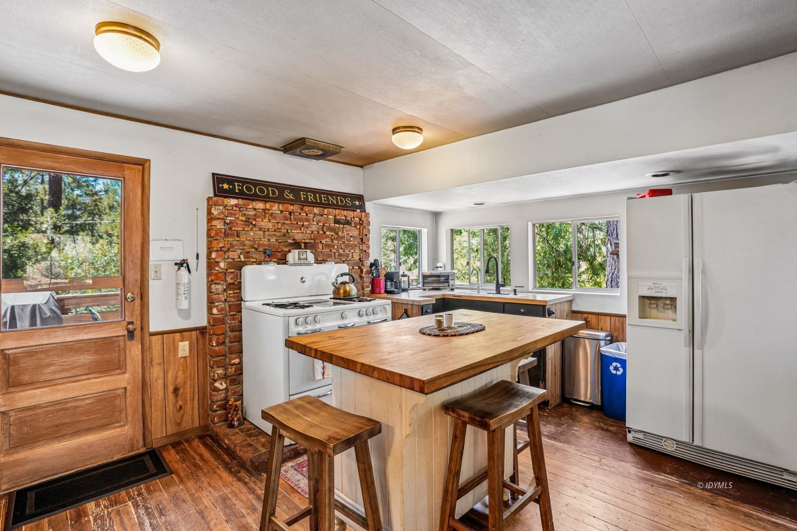 Property Photo 9