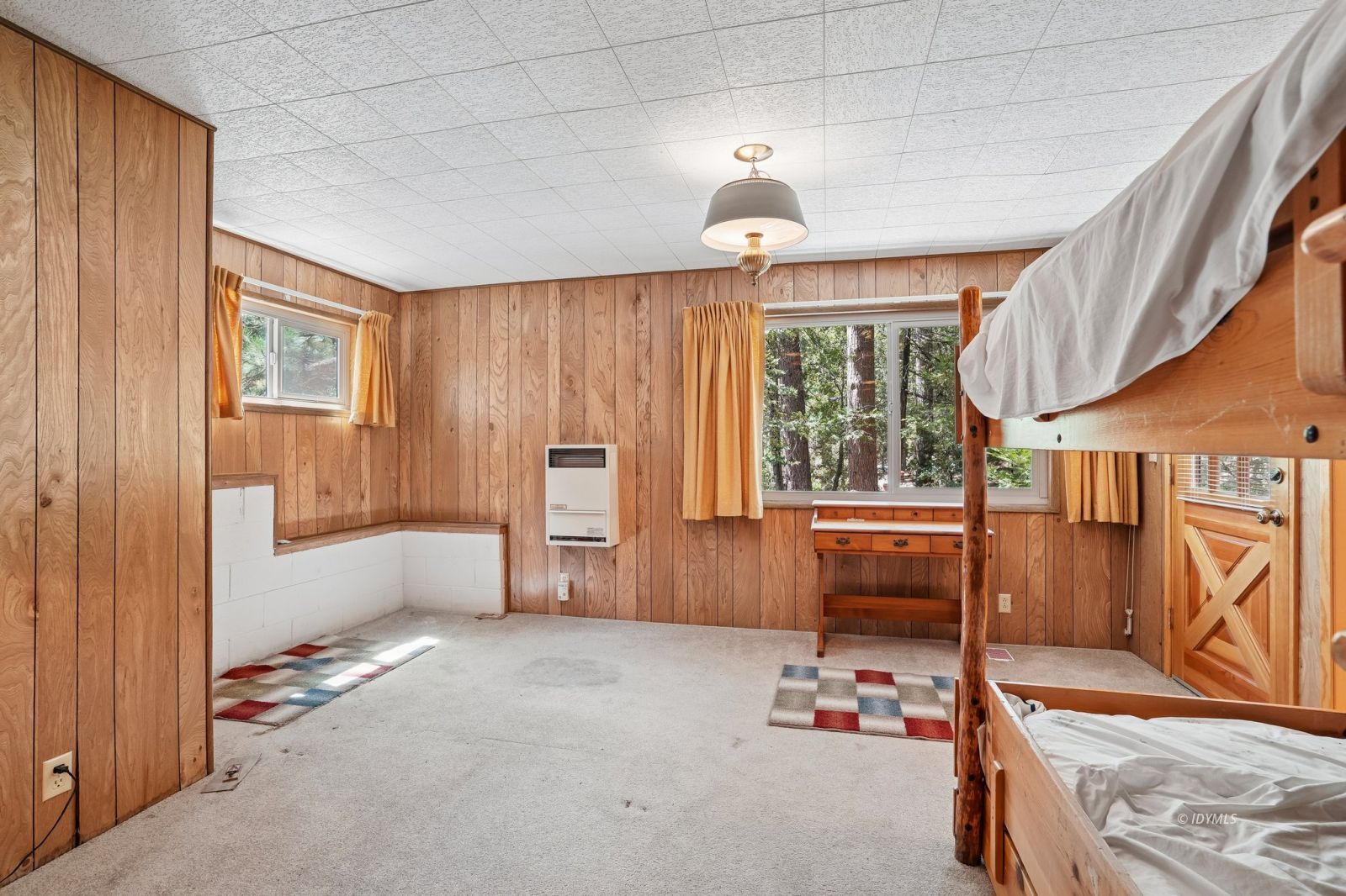 Property Photo 36