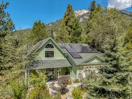feature listing property photo