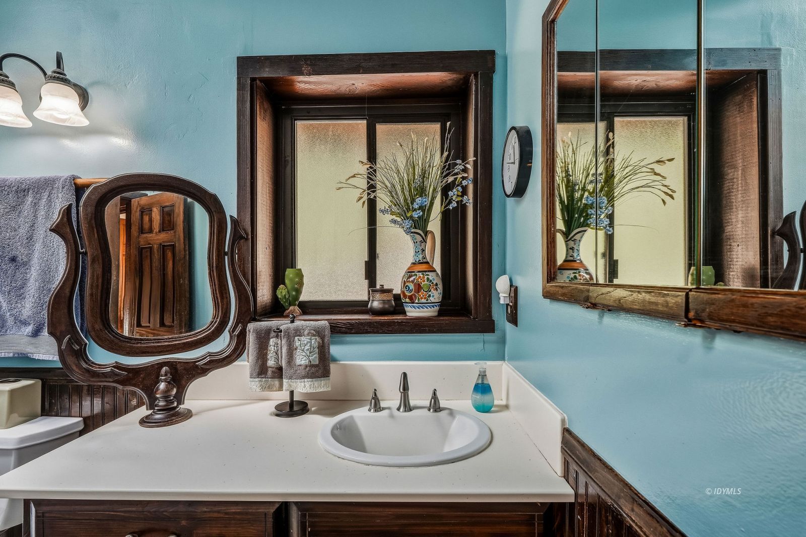 Property Photo 32
