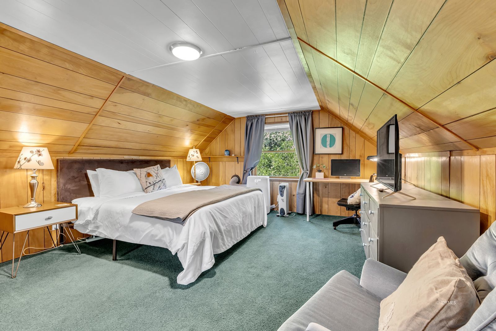 Property Photo 38