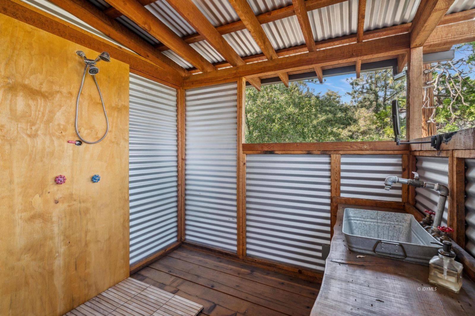 Property Photo 75