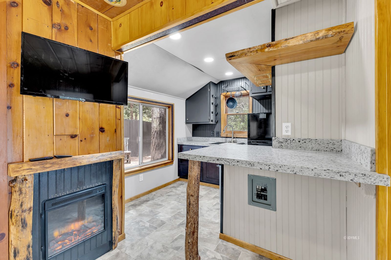 Property Photo 57