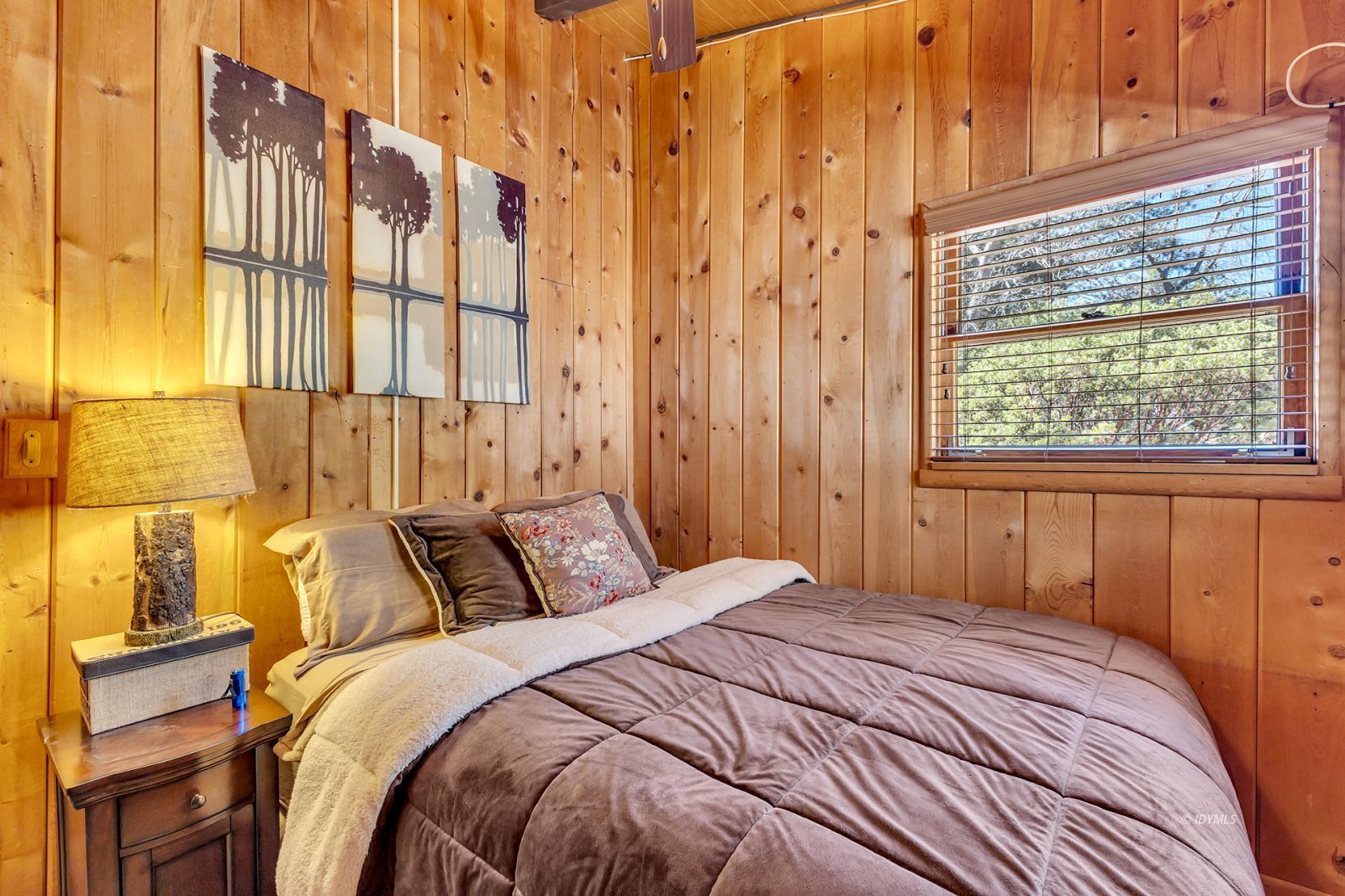 Property Photo 28