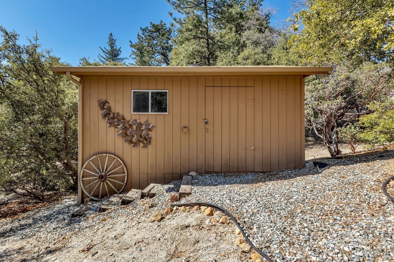 Property Photo 36