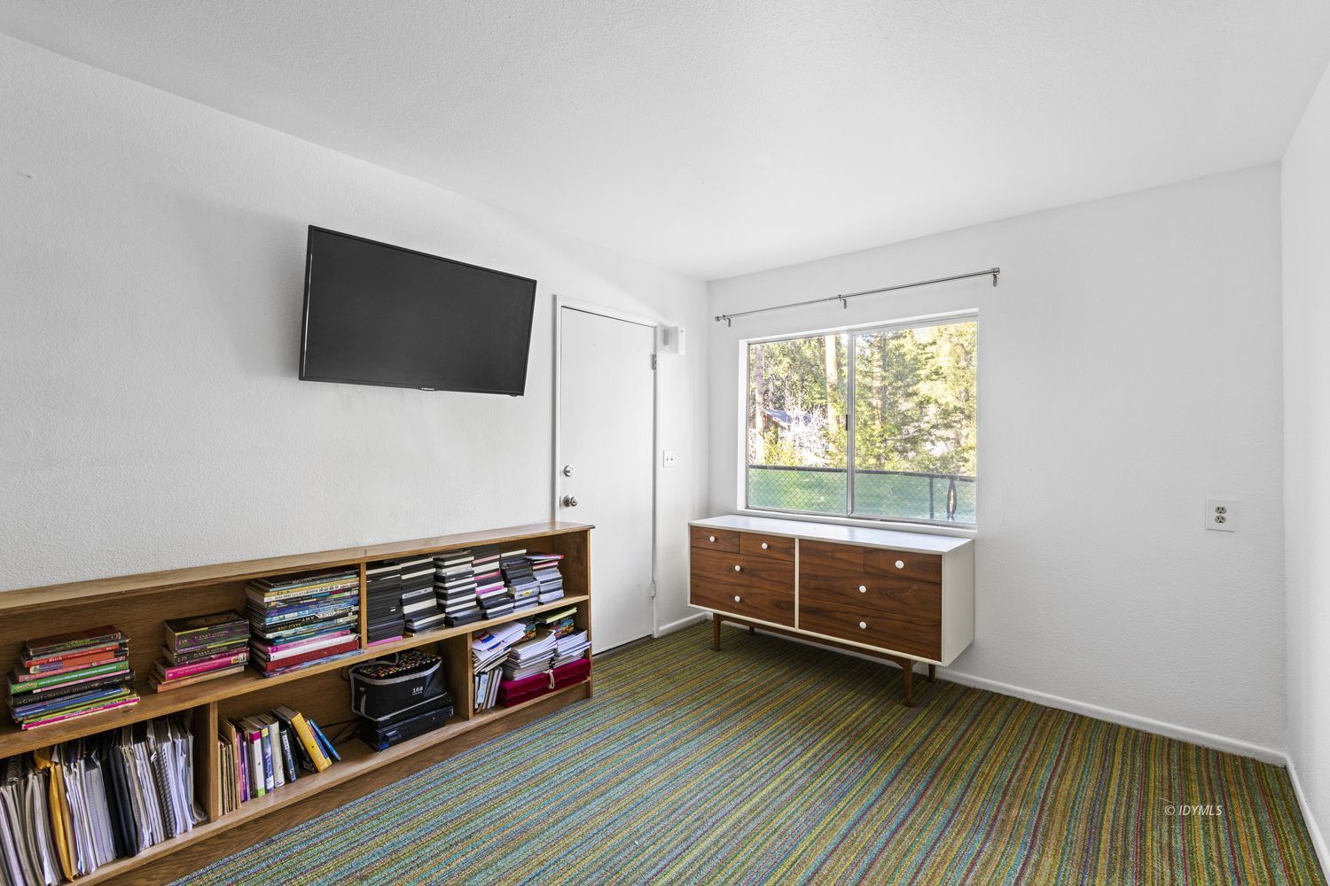 Property Photo 40