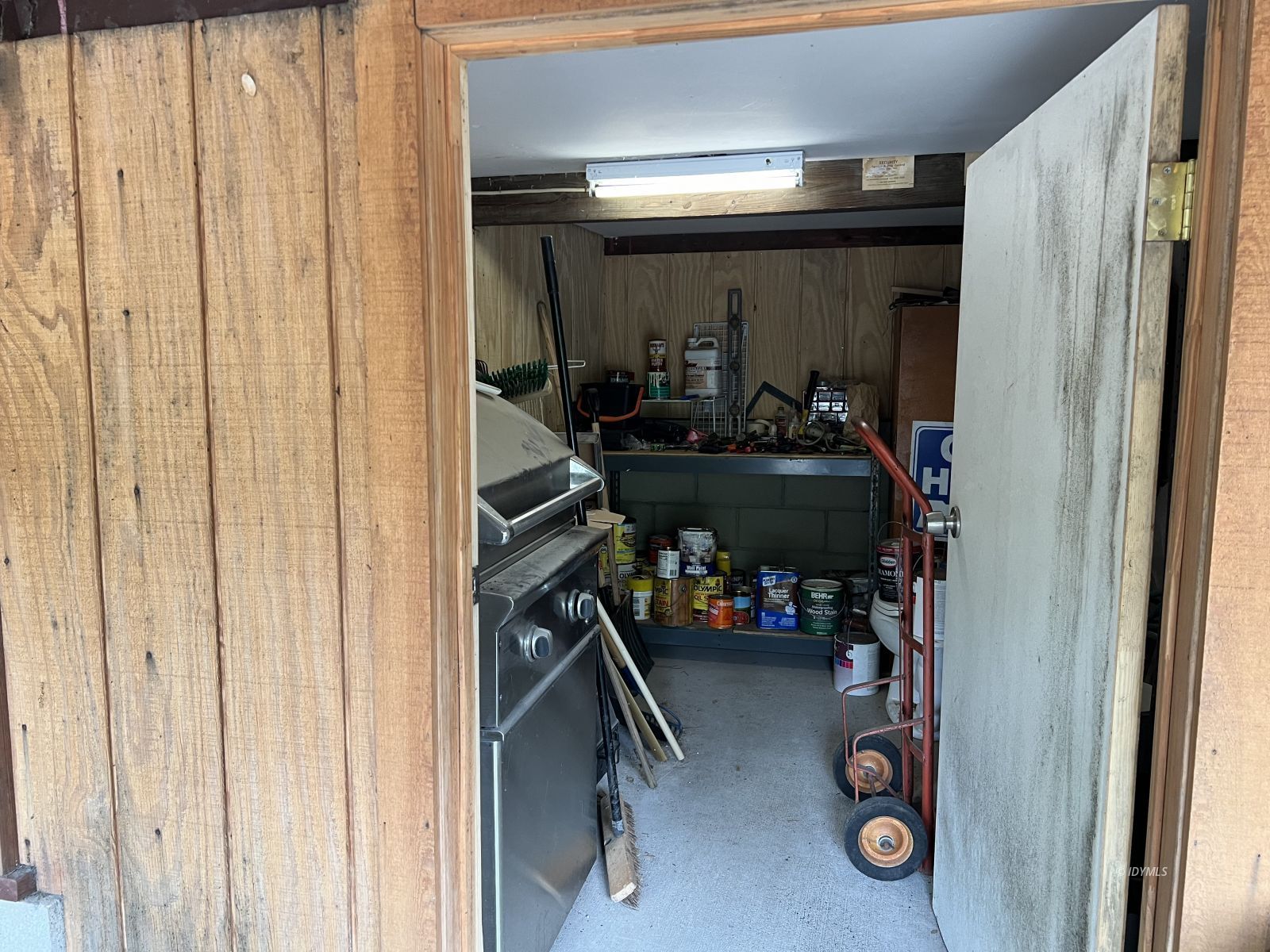 Property Photo 28