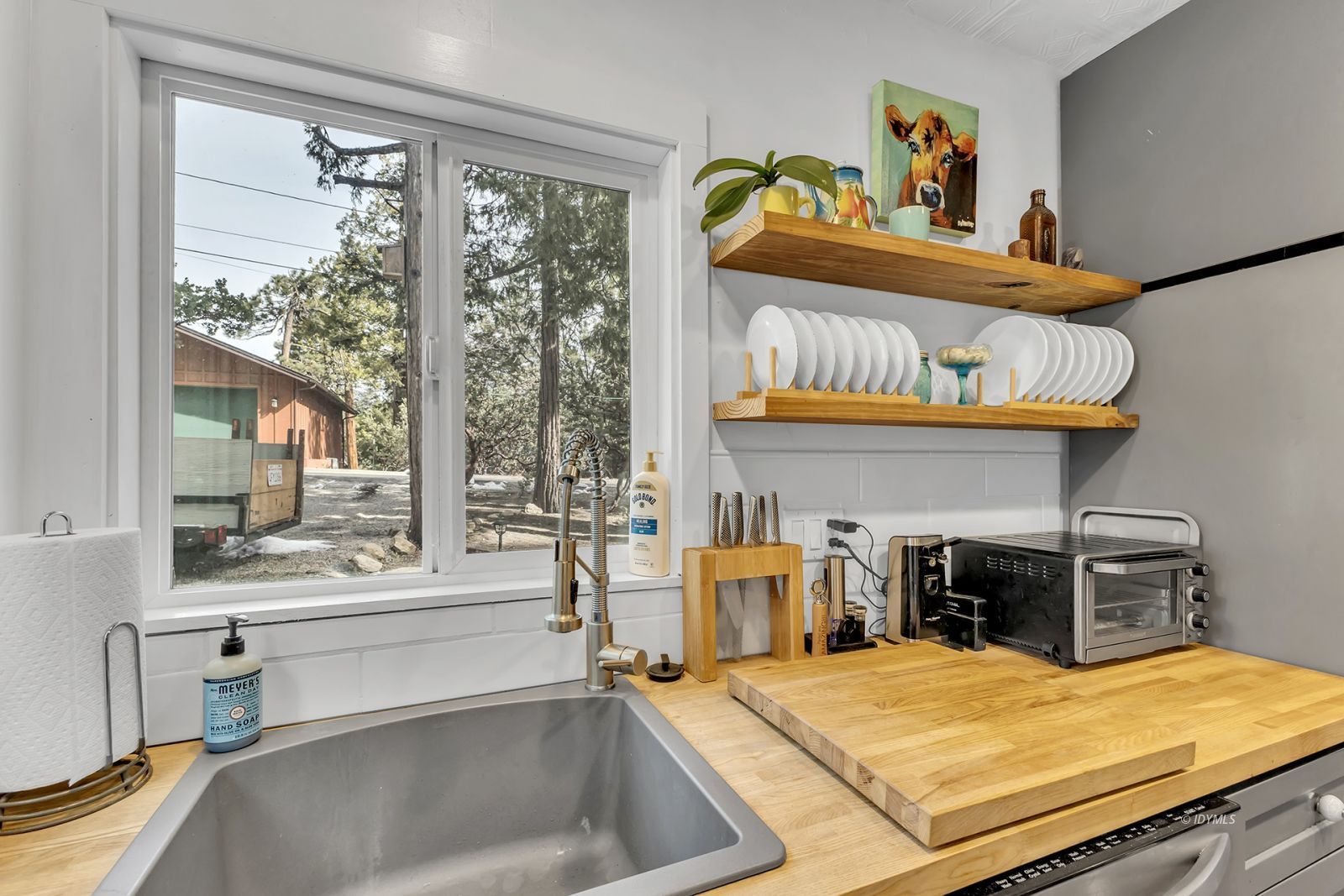 Property Photo 26