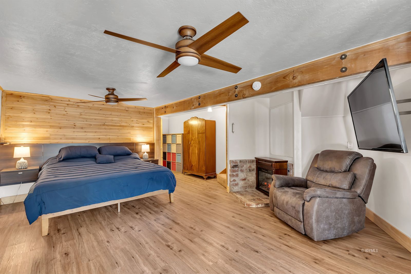 Property Photo 42