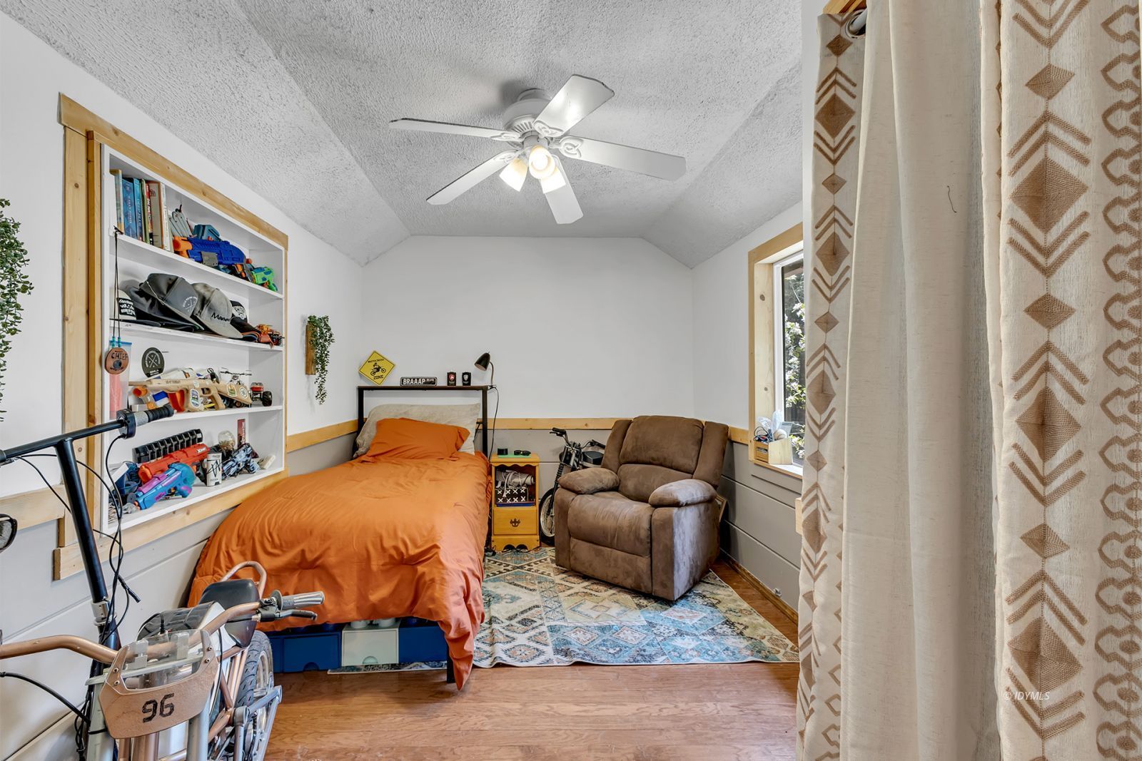 Property Photo 39