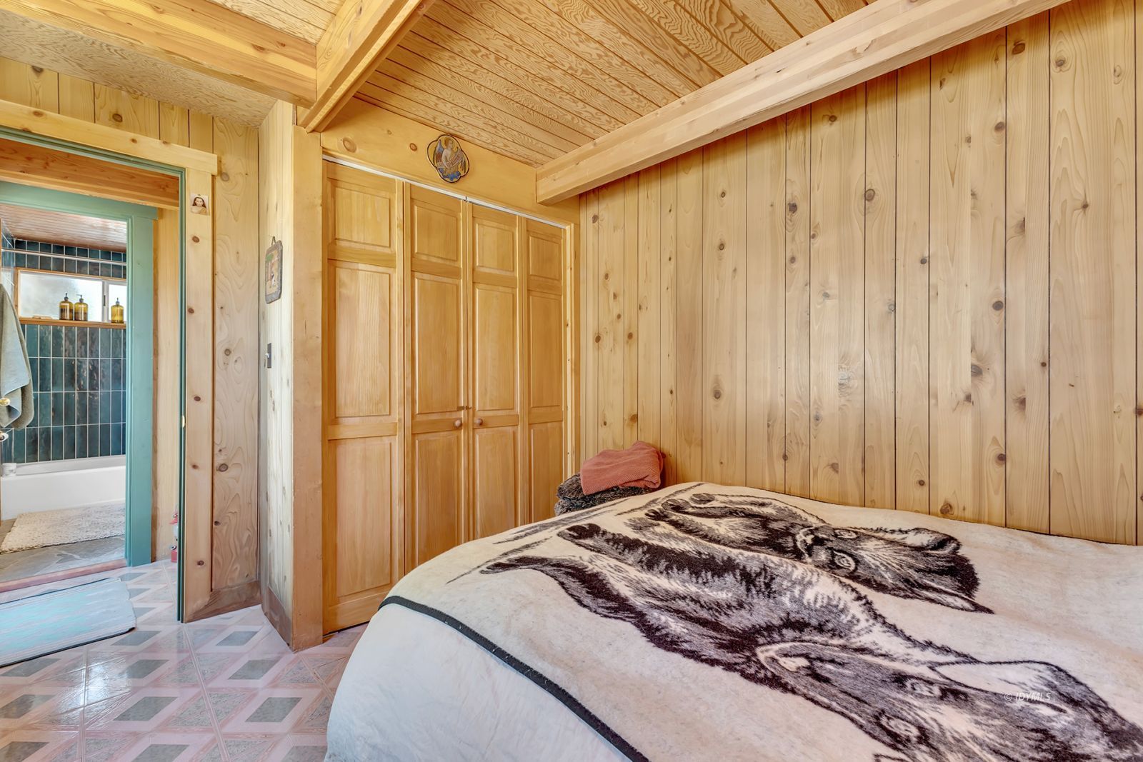 Property Photo 37