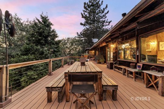 feature listing property photo