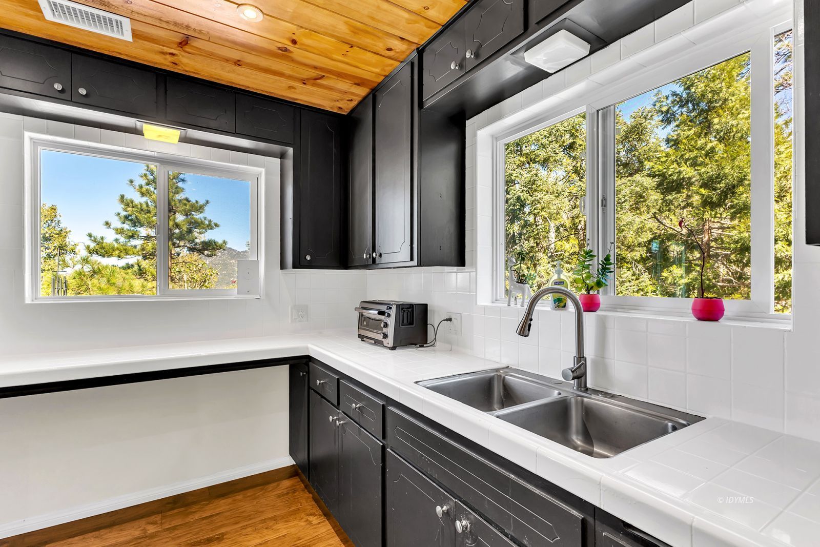 Property Photo 60