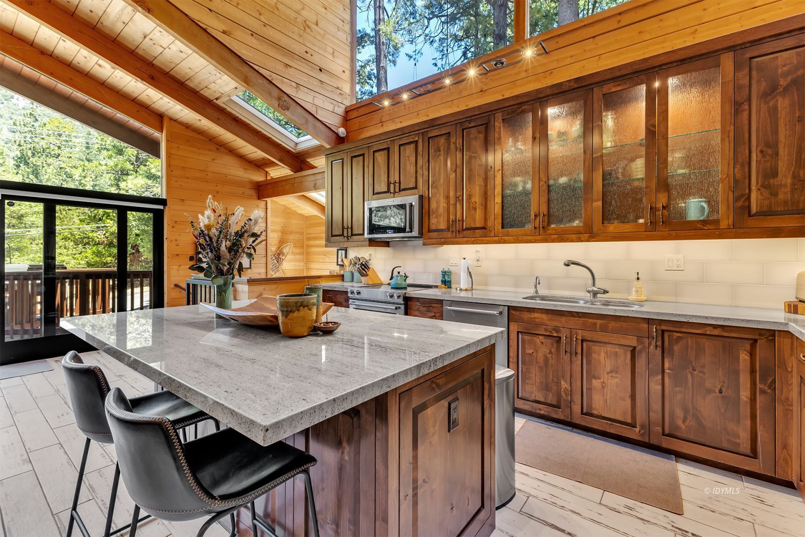 Property Photo 33