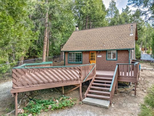 feature listing property photo