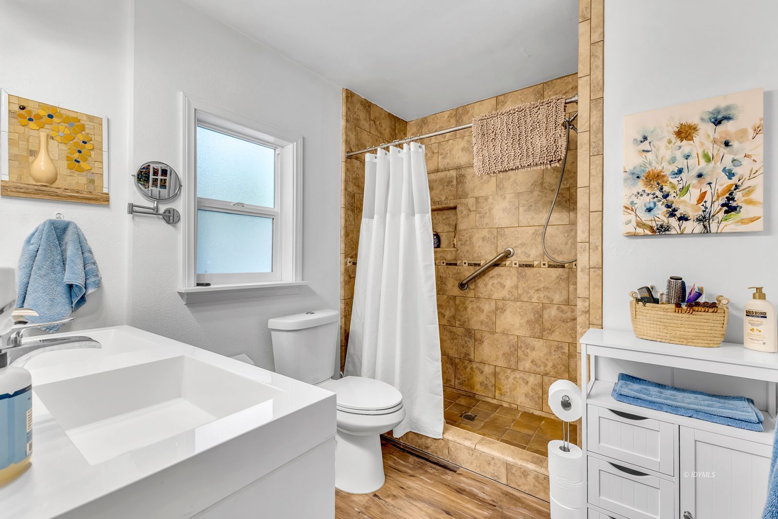 Property Photo 35
