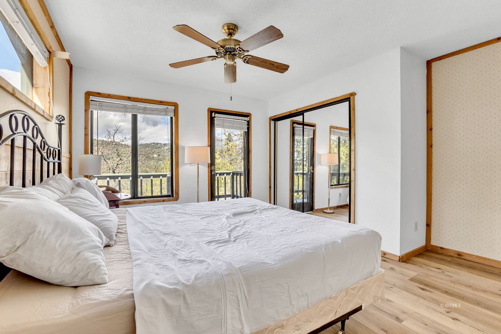 Property Photo 40