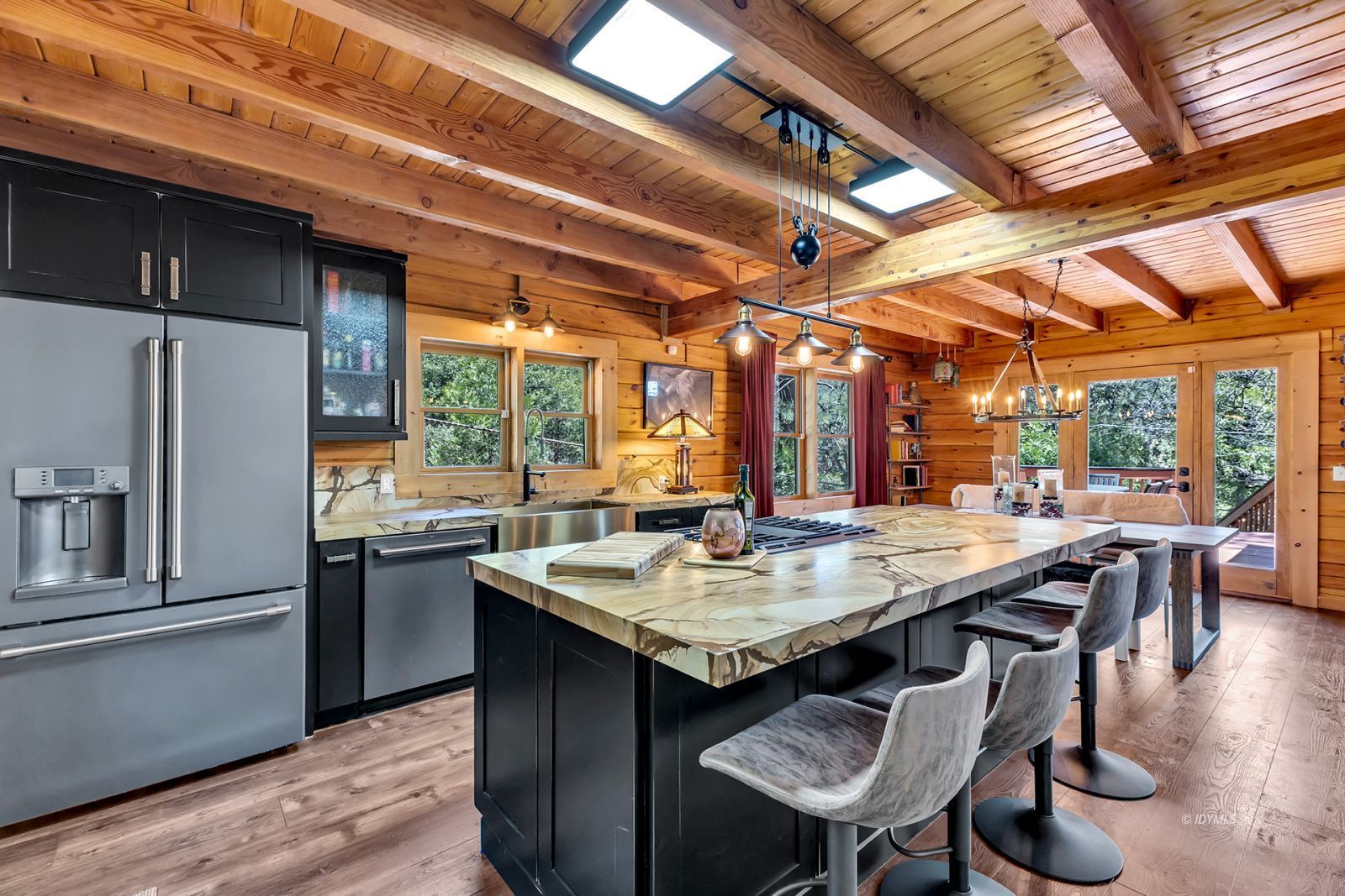 Property Photo 25