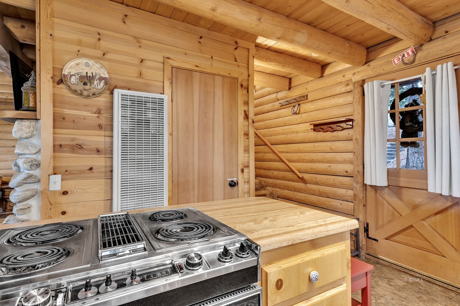 Property Photo 13