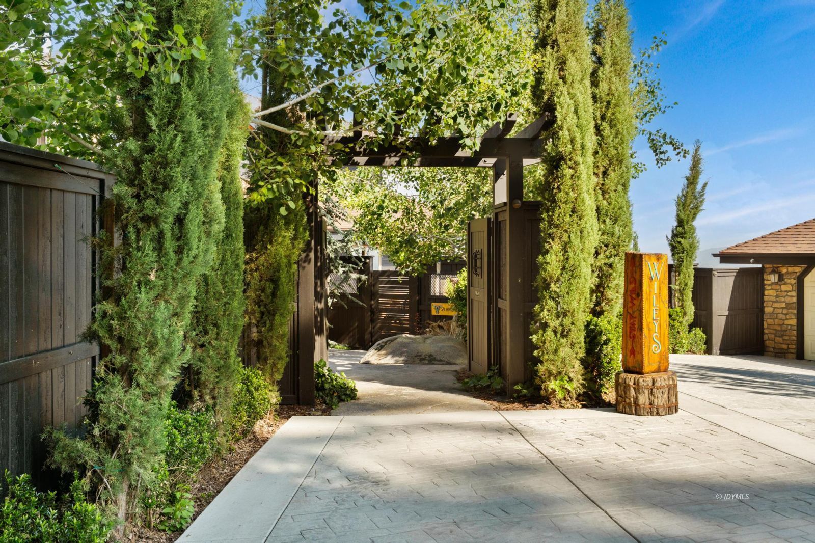 Property Photo 88