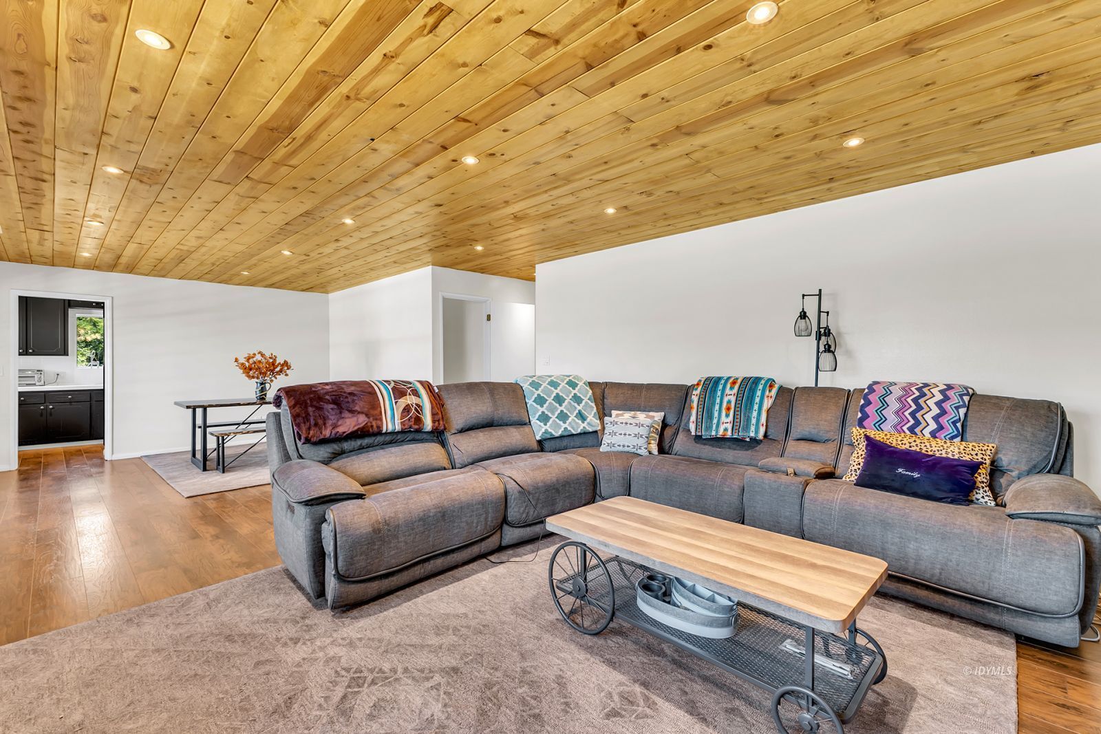 Property Photo 78