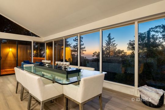 feature listing property photo