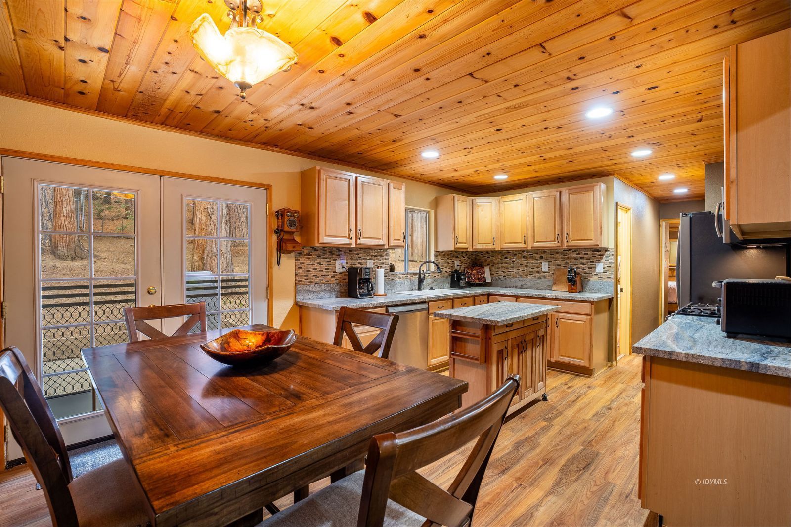 Property Photo 13