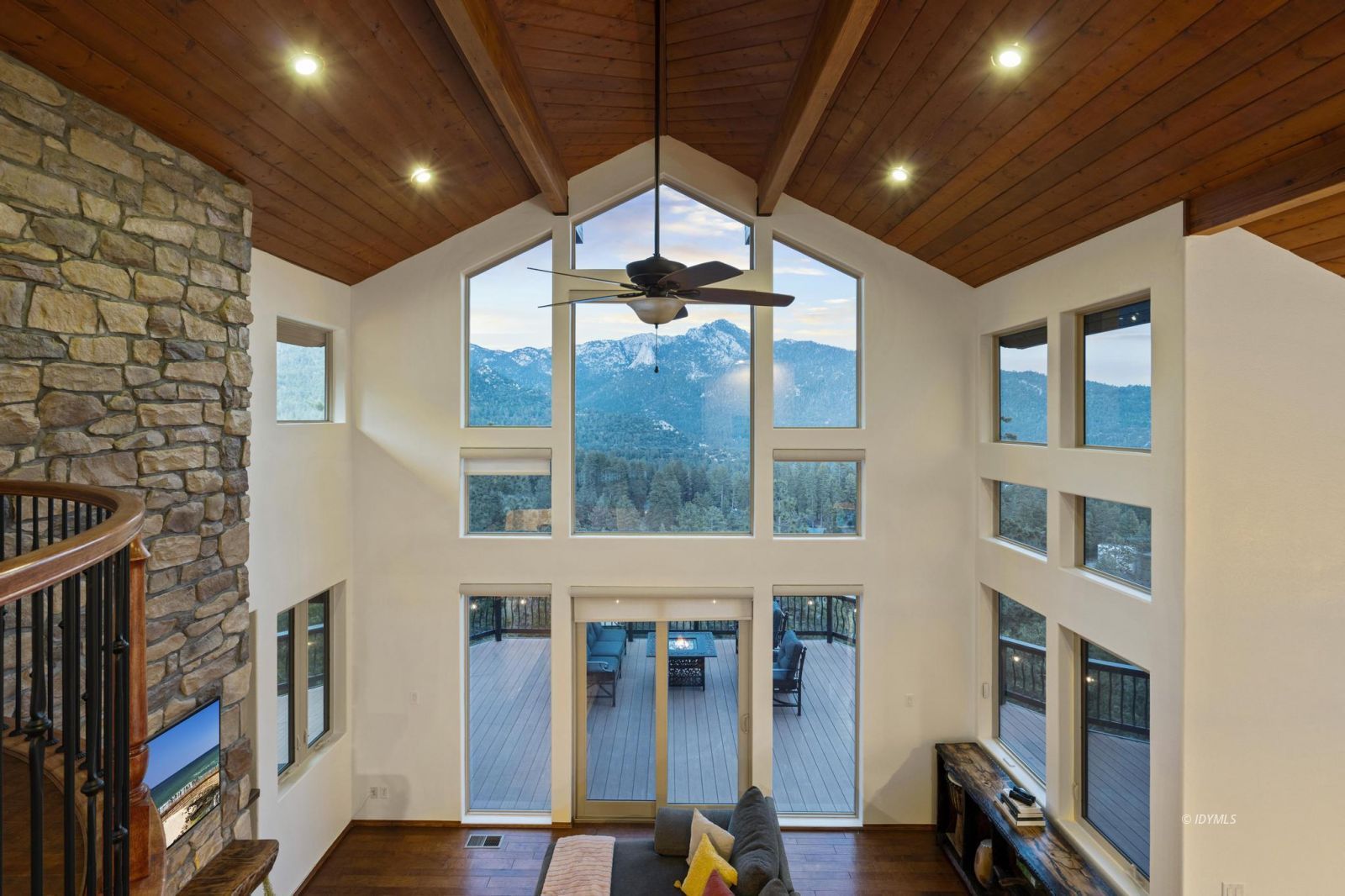 Property Photo 32