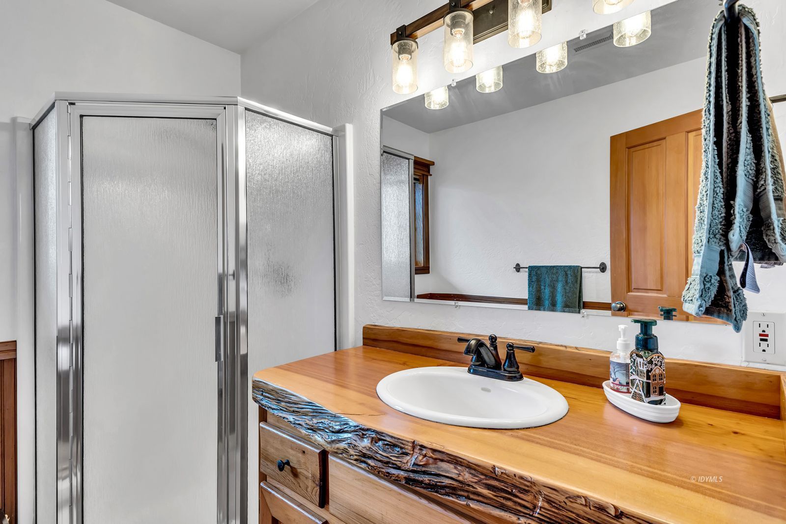Property Photo 48