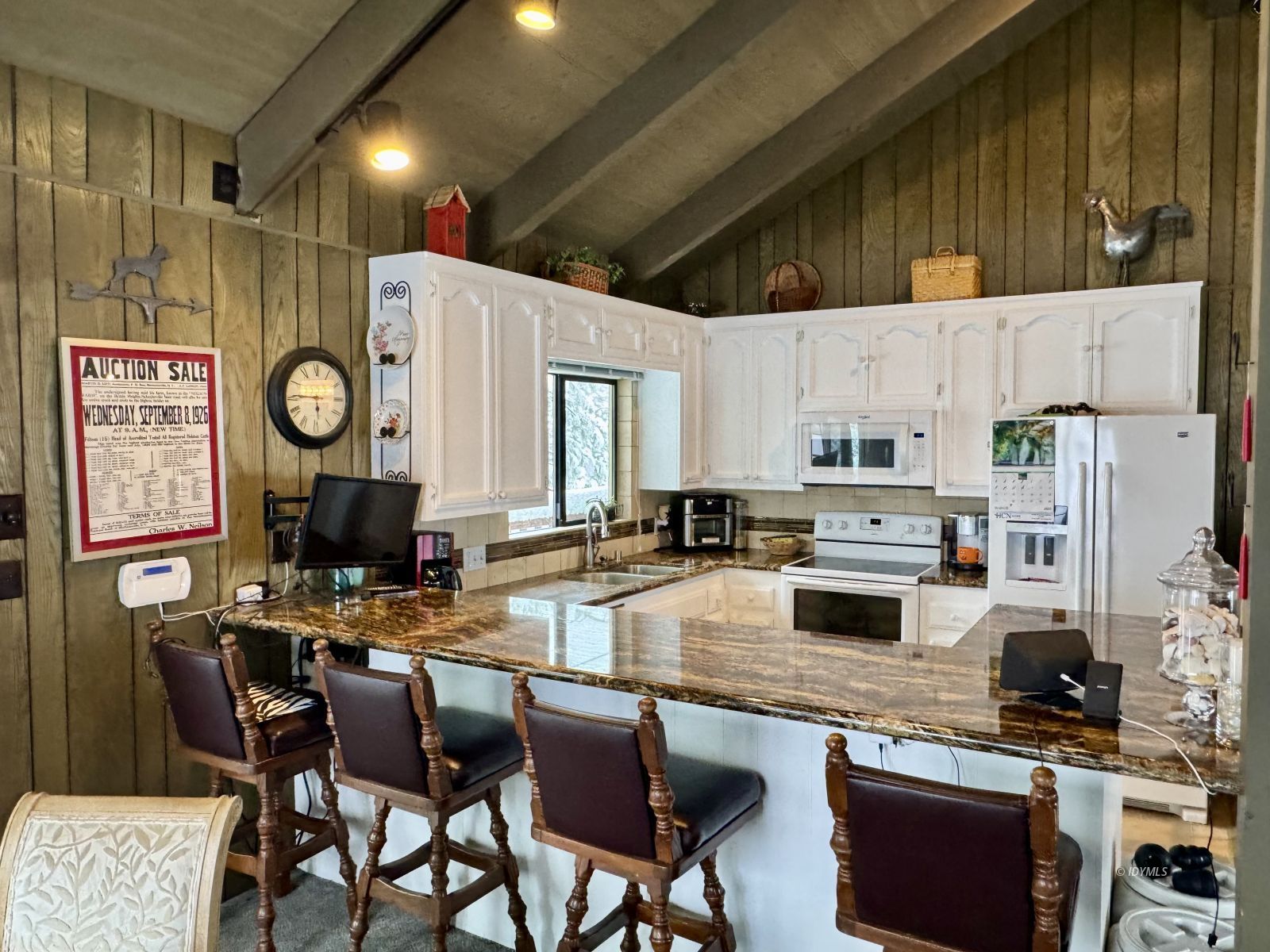 Property Photo 31