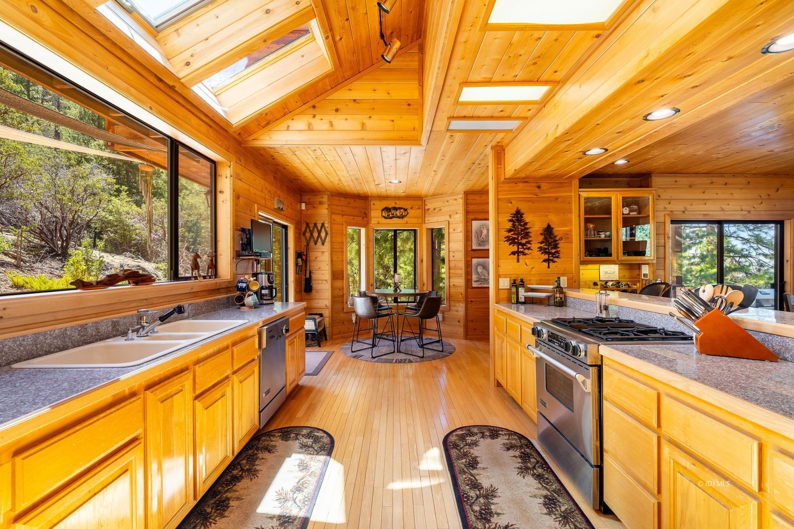 Property Photo 21