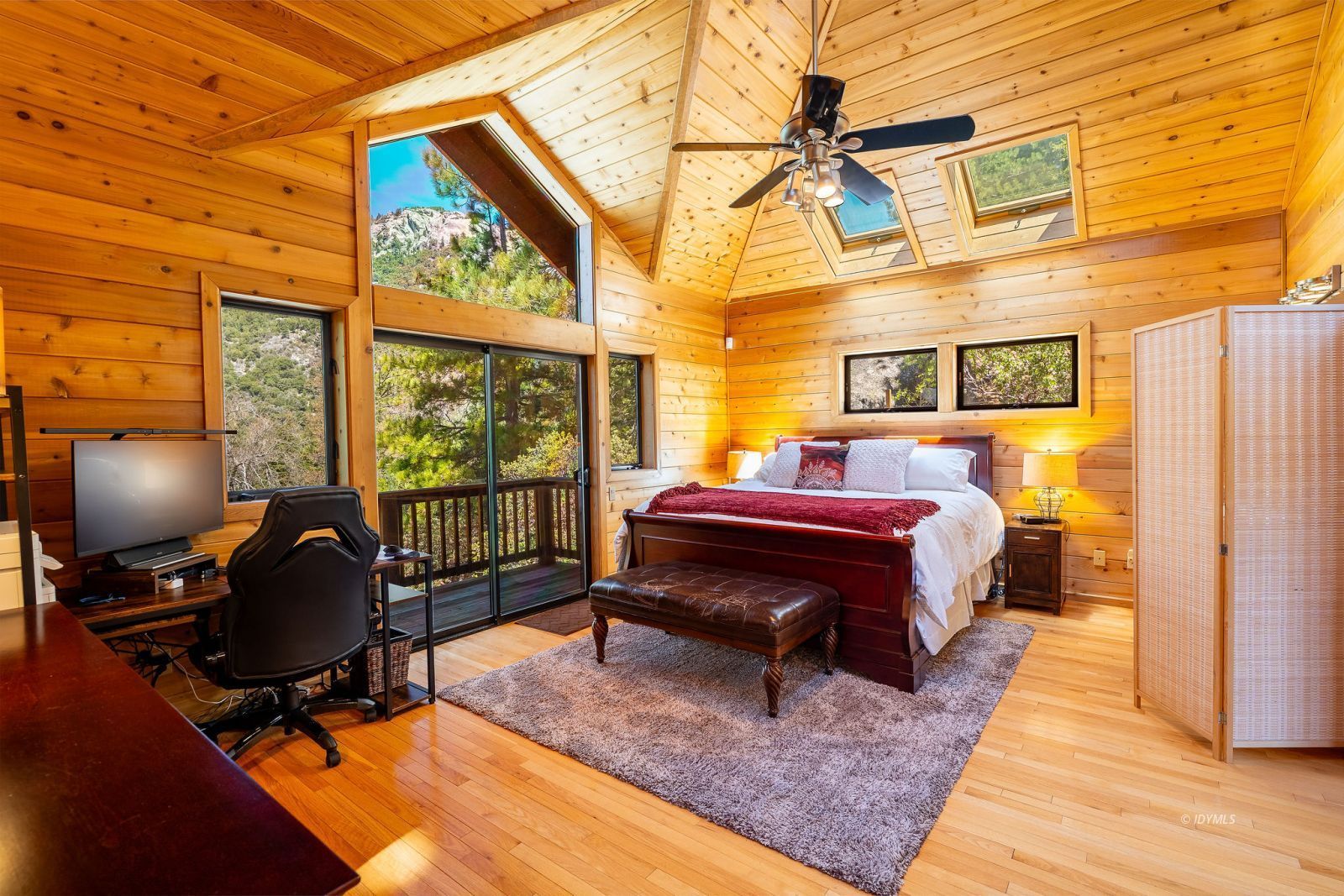 Property Photo 25