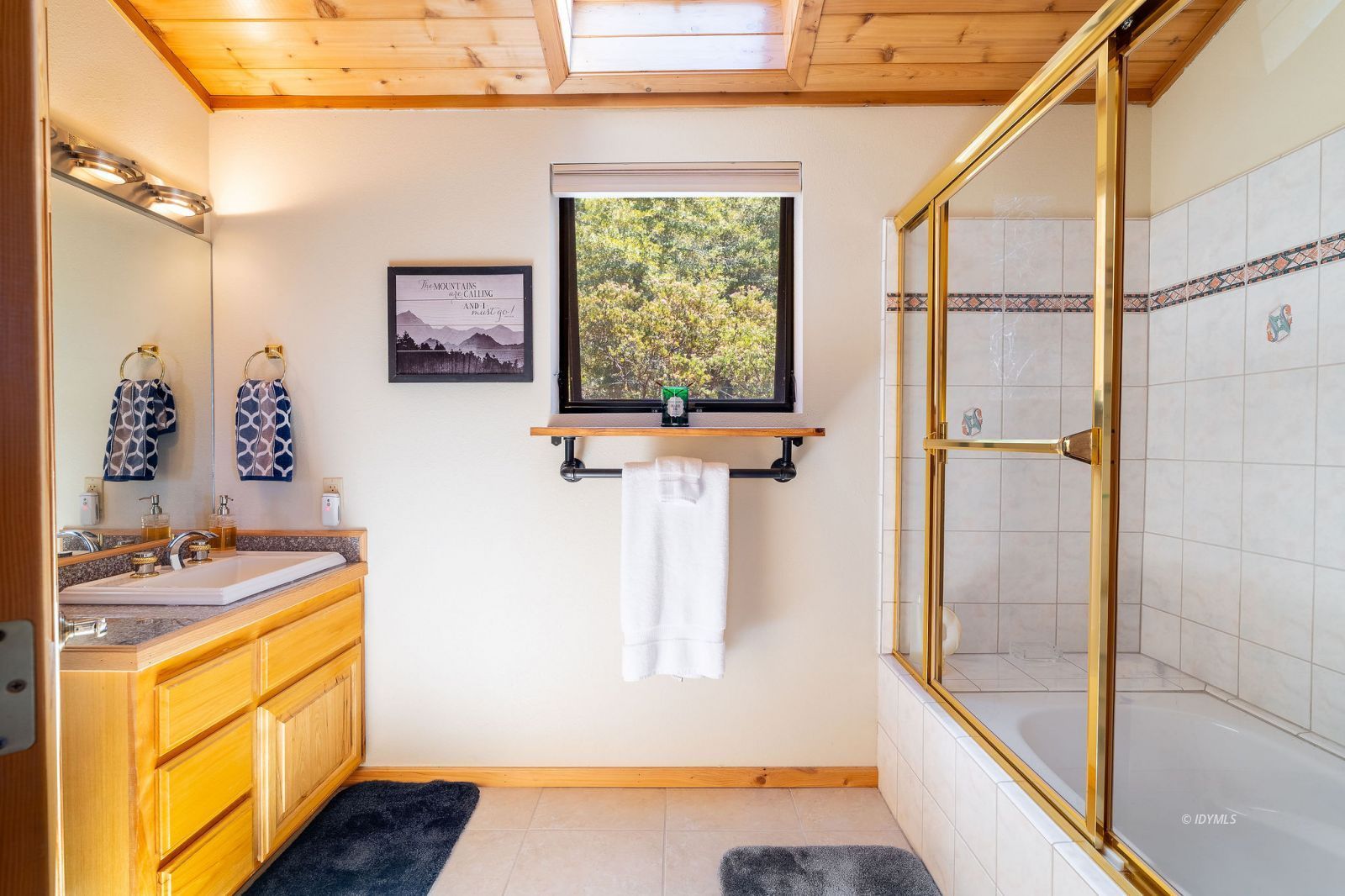 Property Photo 38