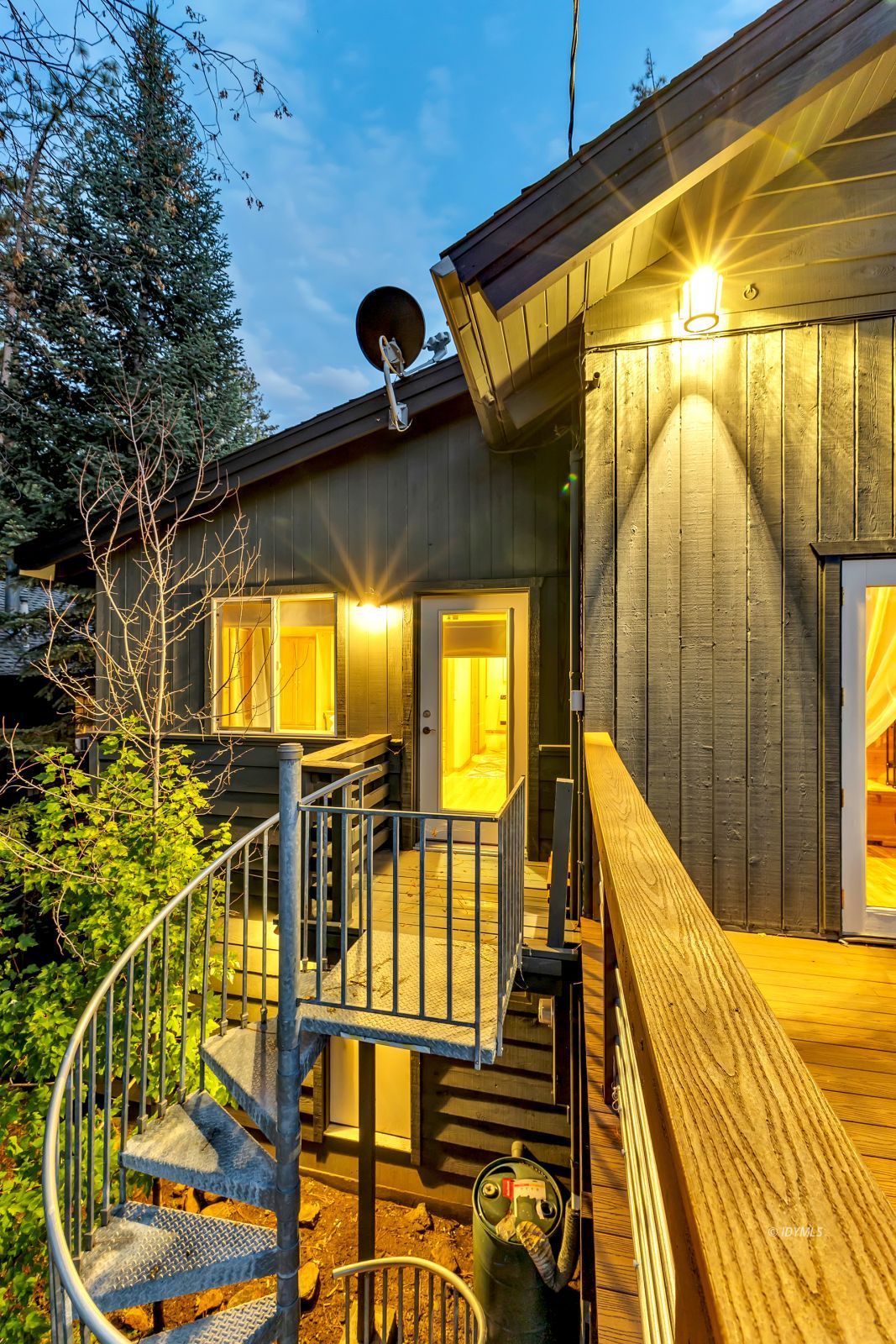 Property Photo 40