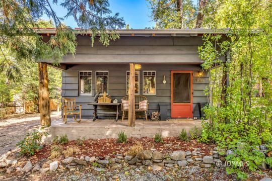 feature listing property photo