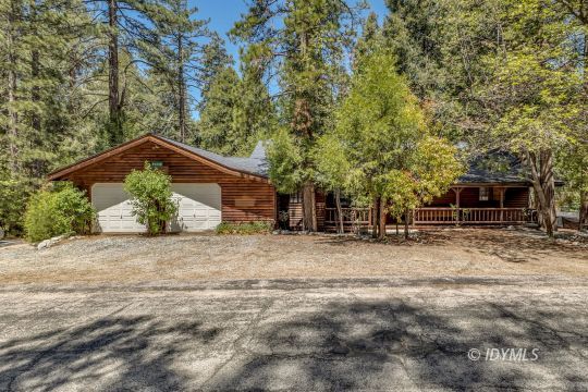 feature listing property photo