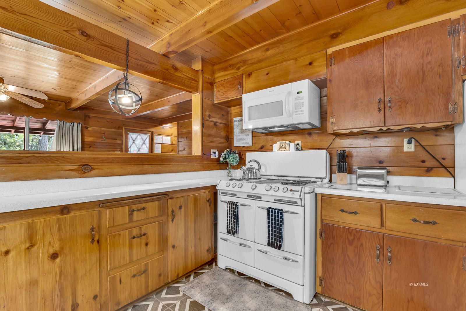 Property Photo 21