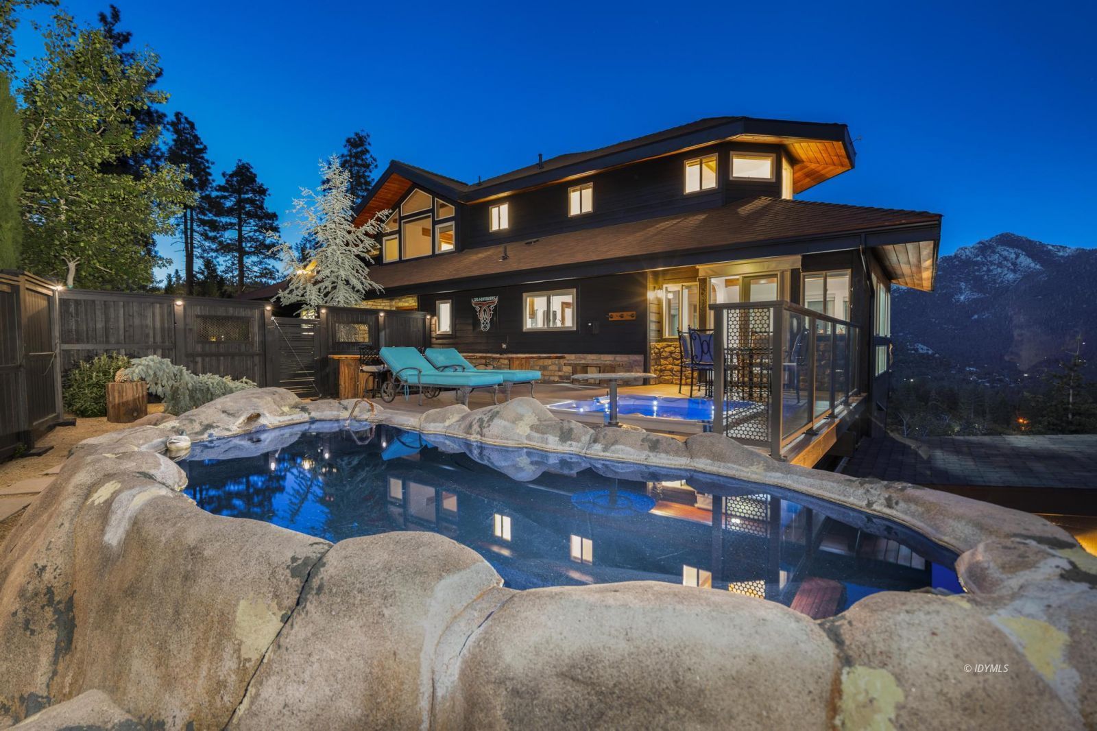 Property Photo 45
