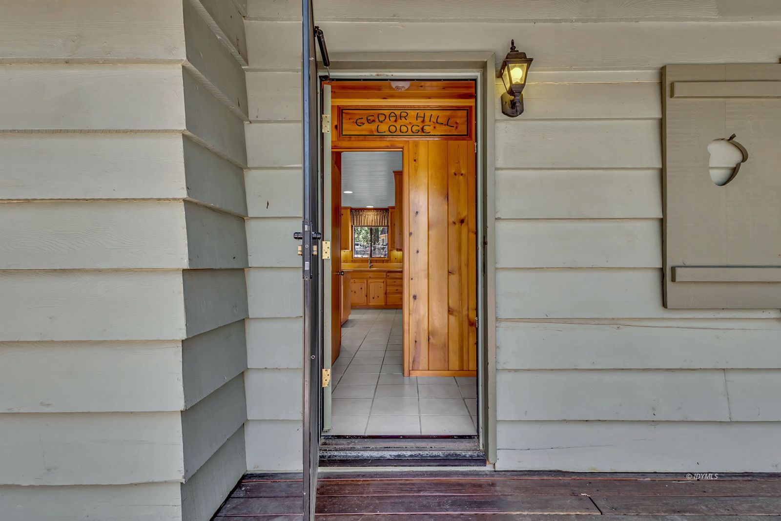 Property Photo 28