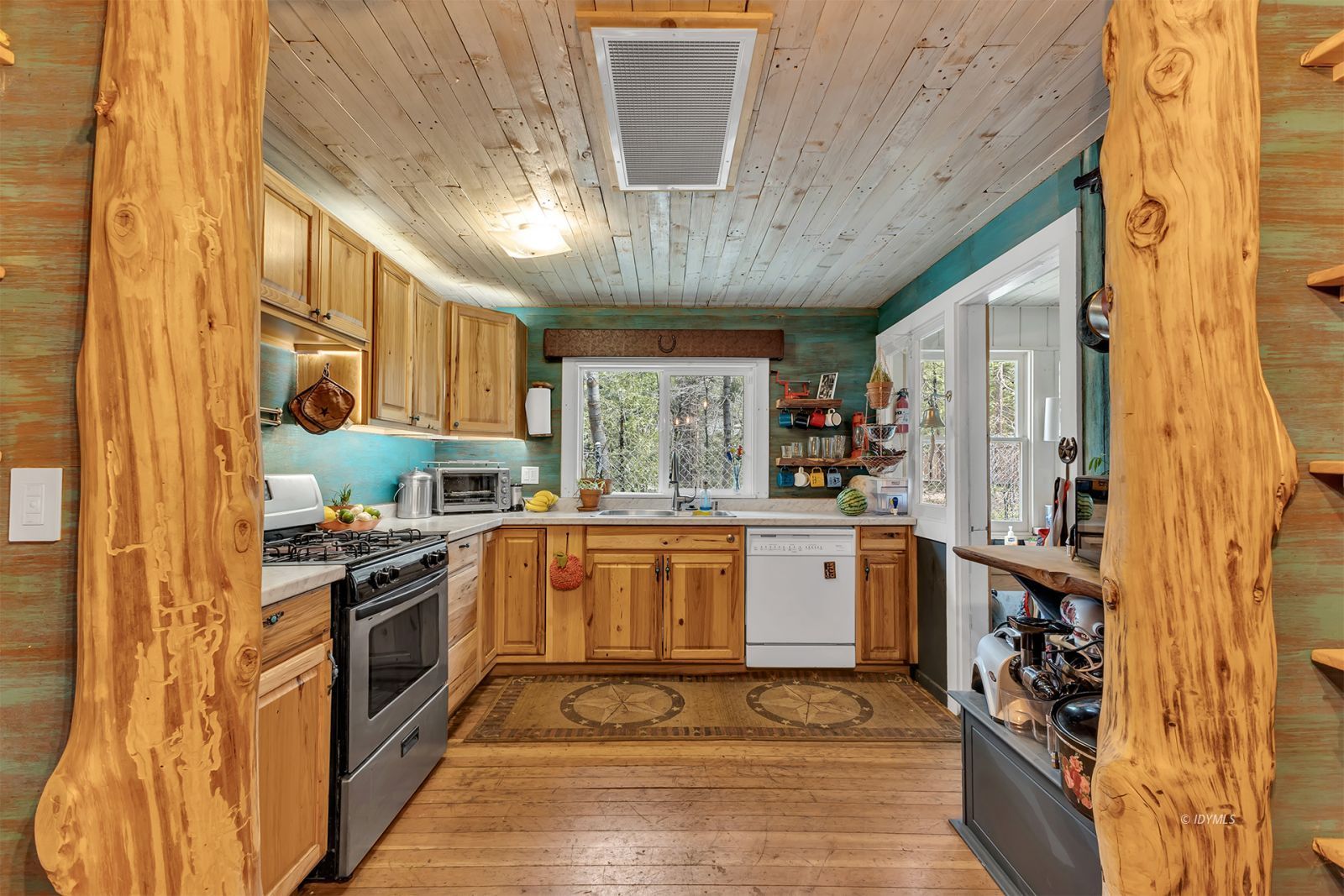 Property Photo 26