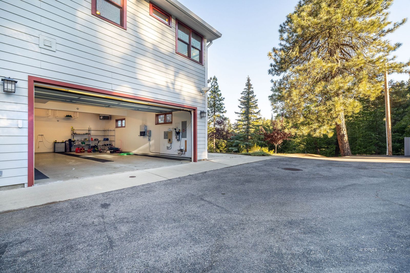 Property Photo 84
