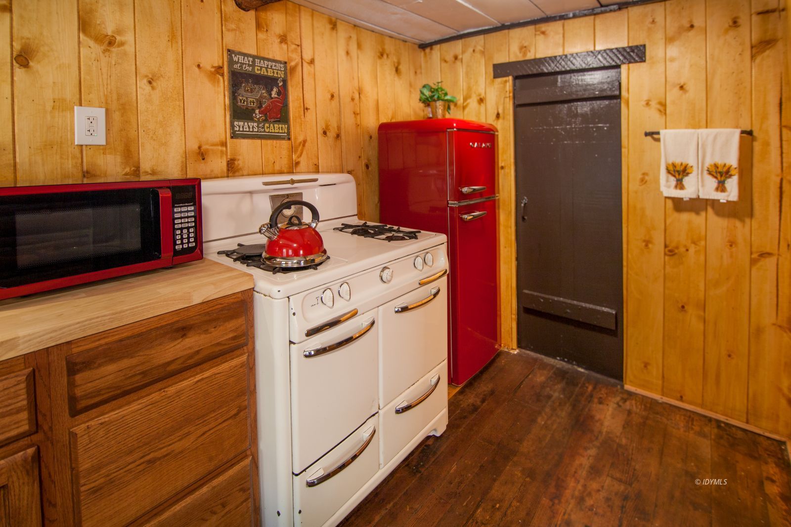 Property Photo 20