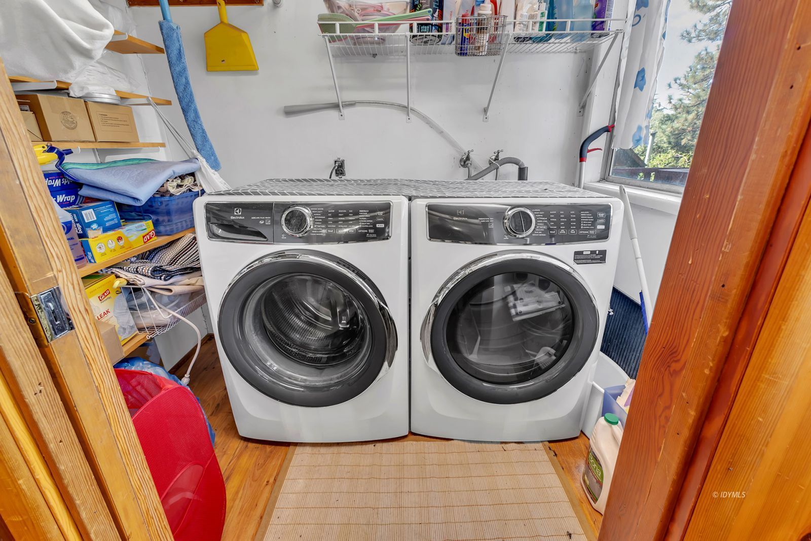 Property Photo 28