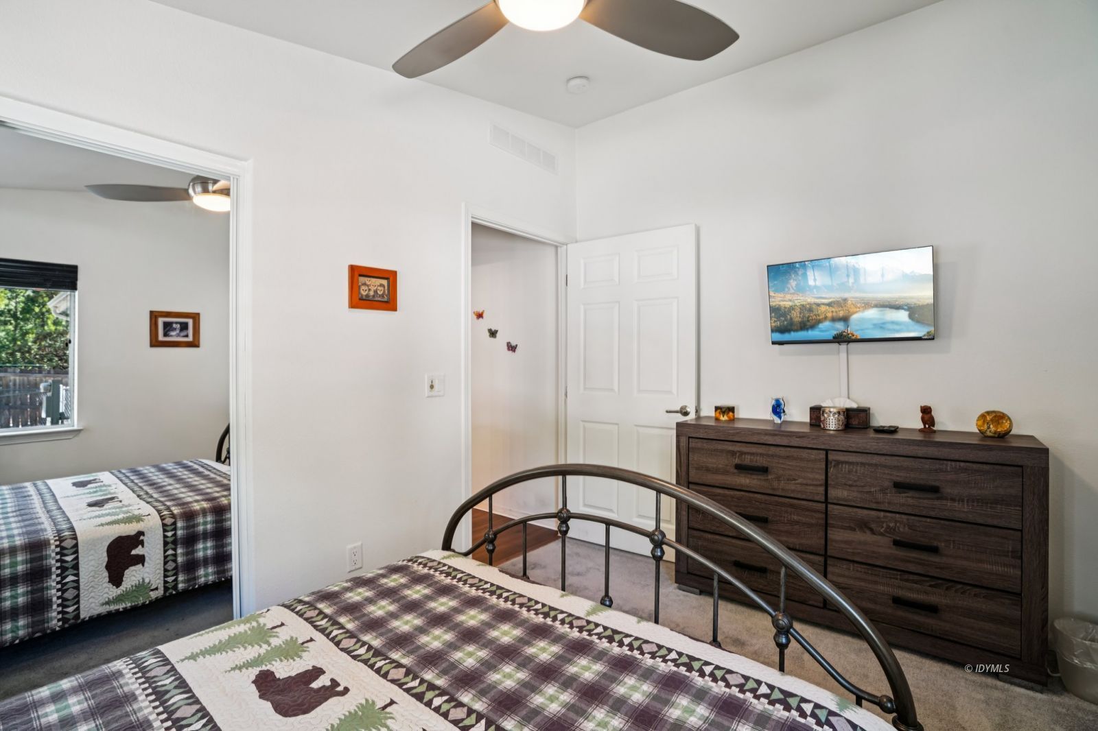 Property Photo 37
