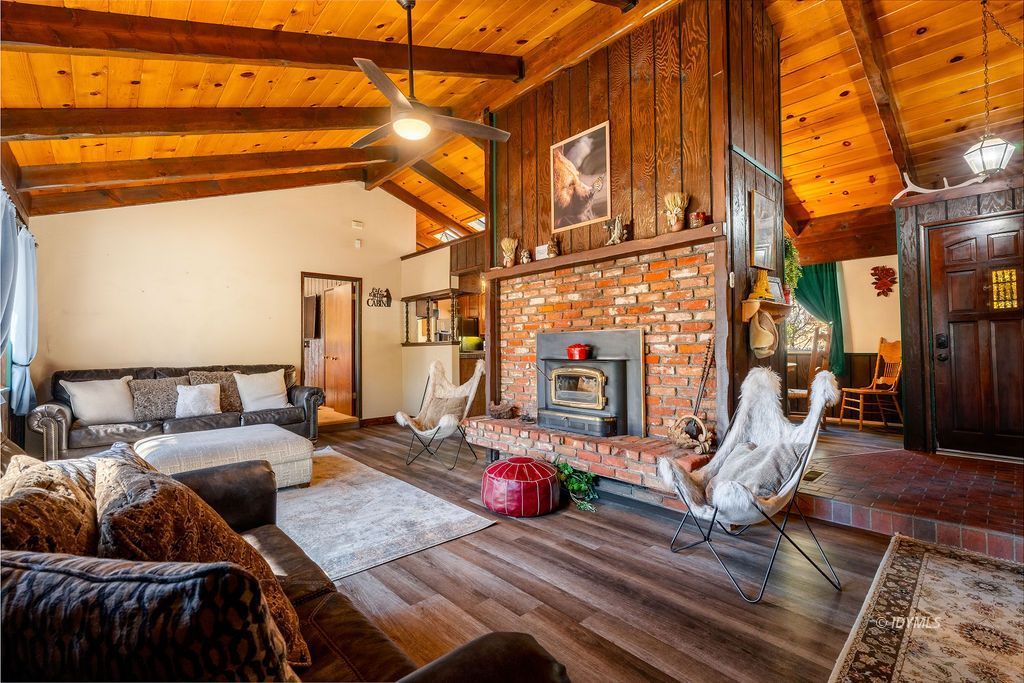 Property Photo 9