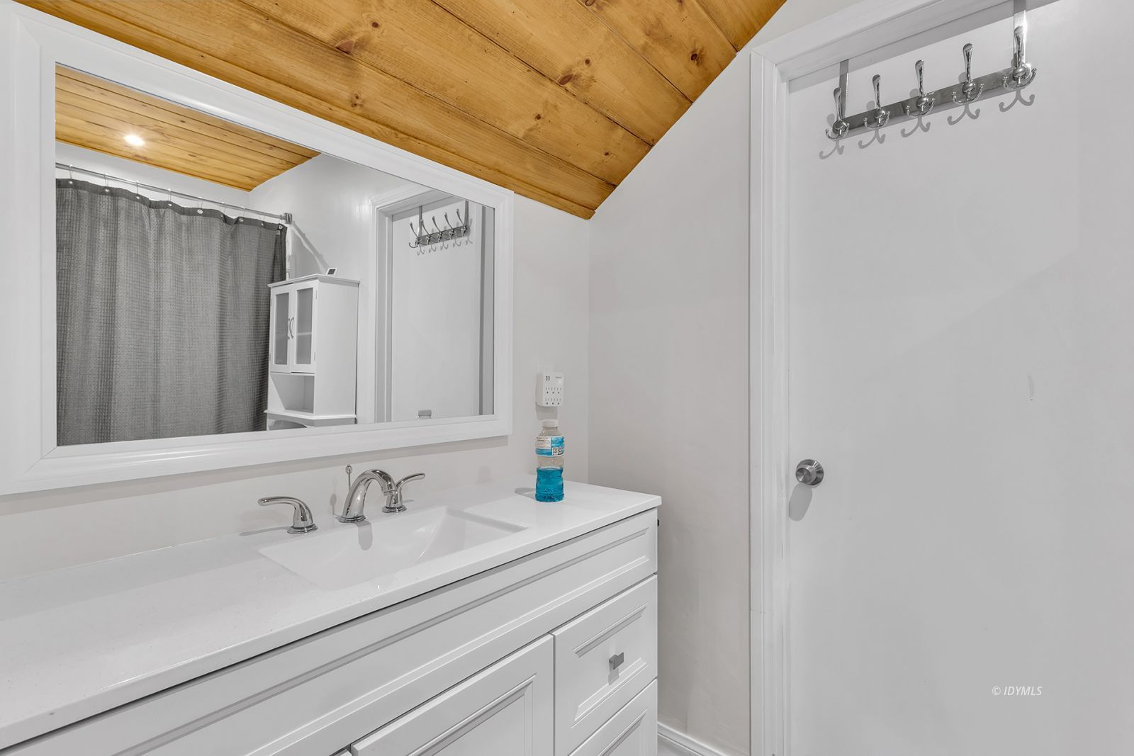 Property Photo 80