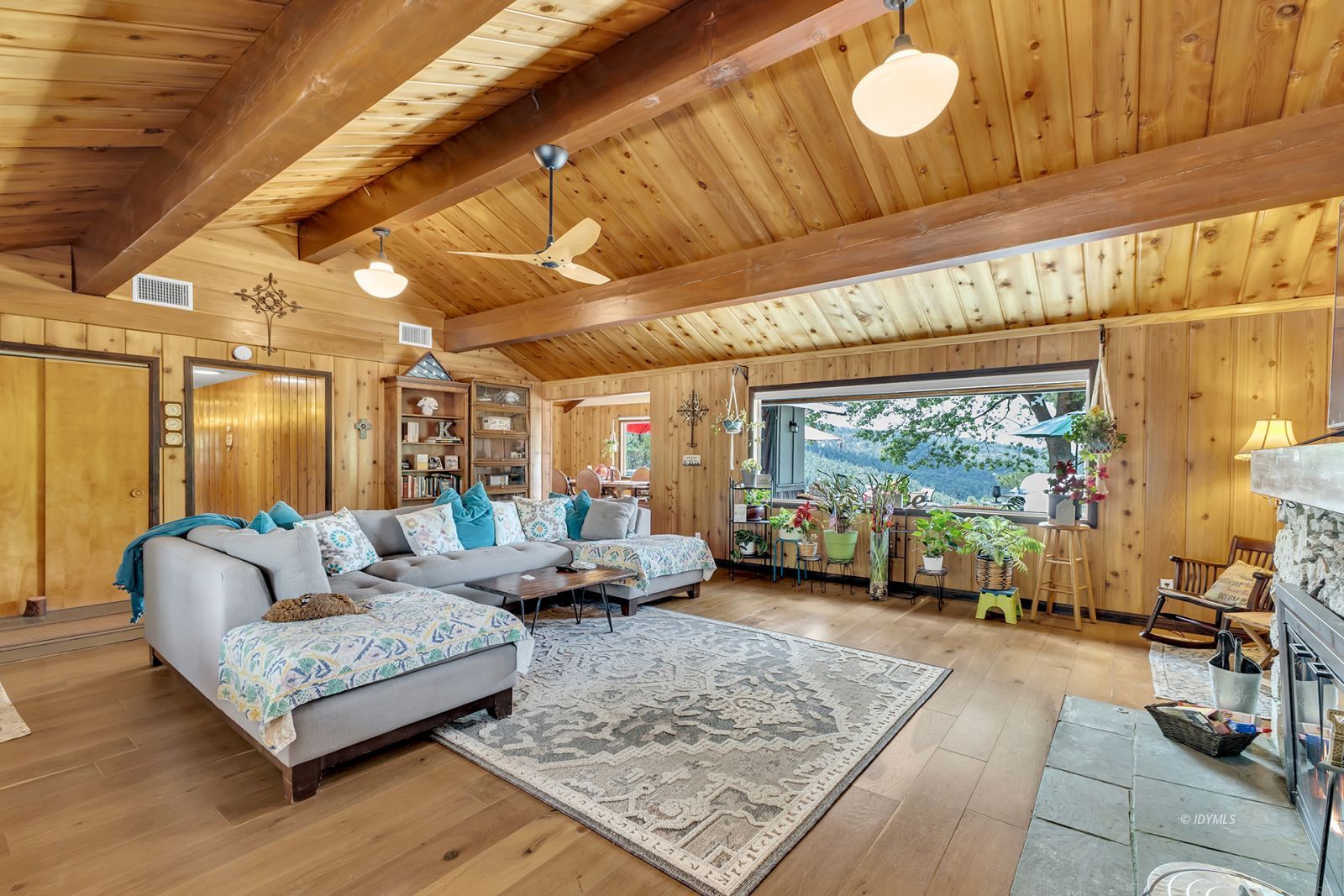 Property Photo 18