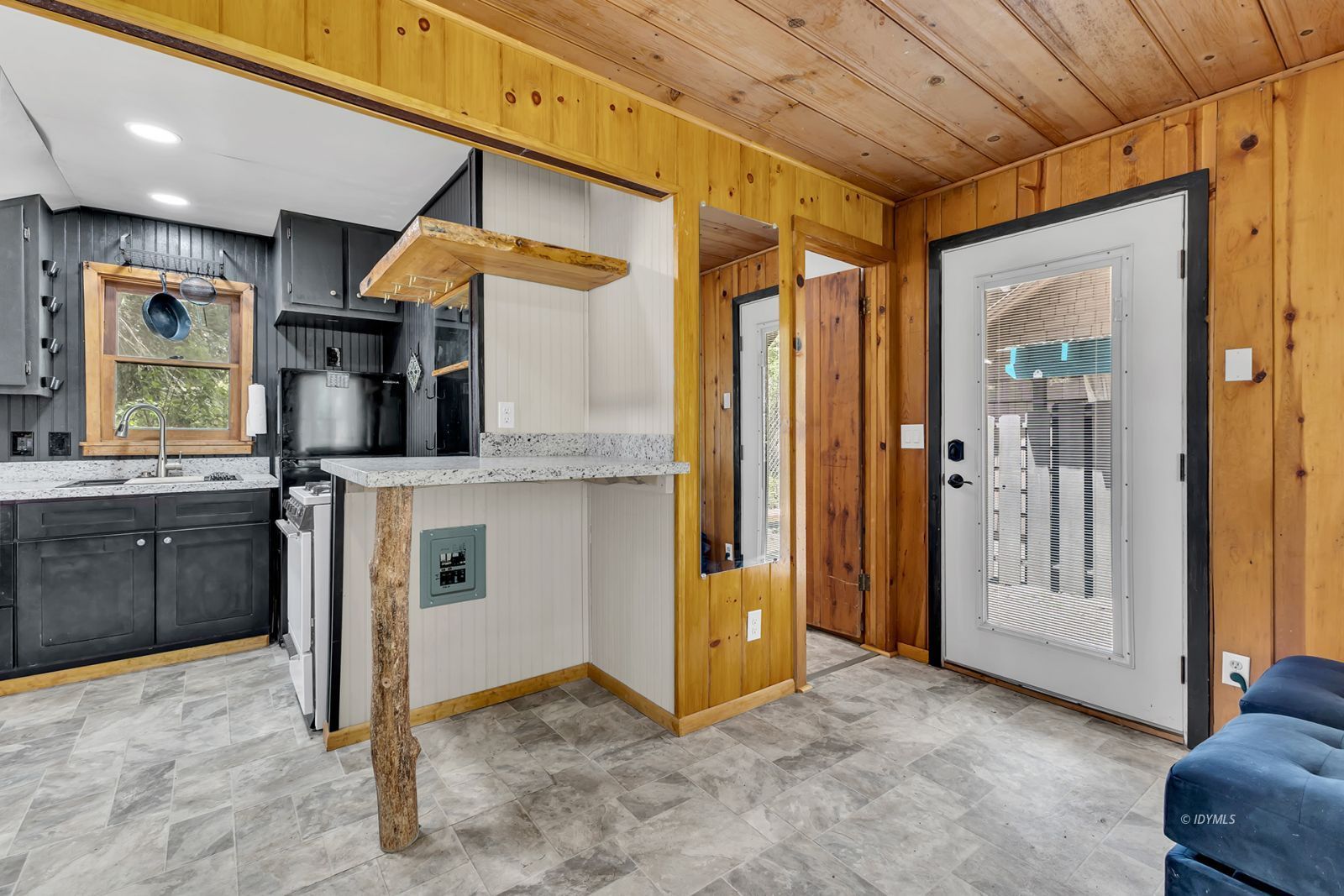 Property Photo 54